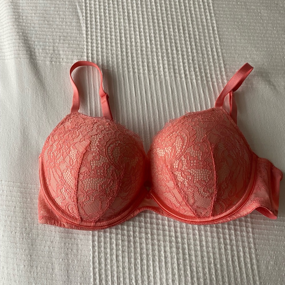 Victoria’s Secret Push-up bra.